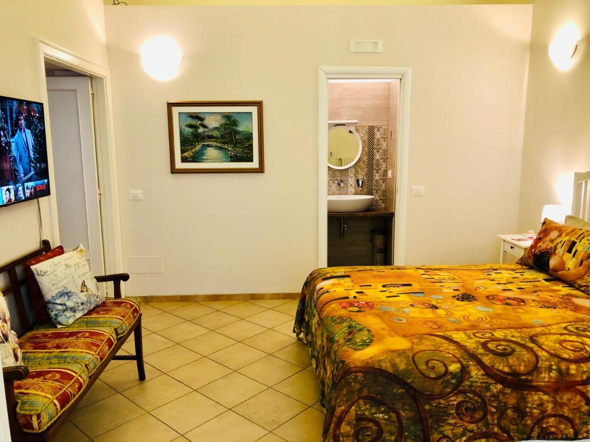 Allegoria Dell'Aurora Salerno Bagian luar foto